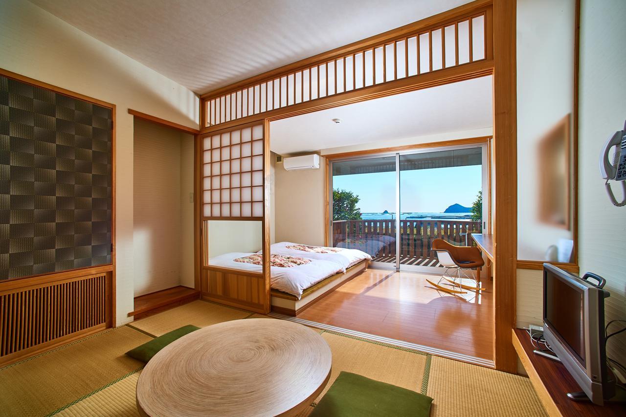 延冈市 Sazareishi Takashima酒店 外观 照片